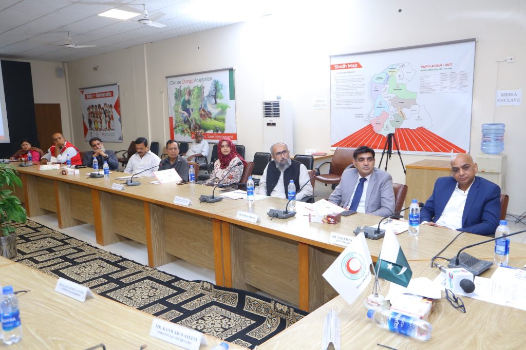 Consul General of France praising Pakistan Red Crescent Sindh humanitarian work