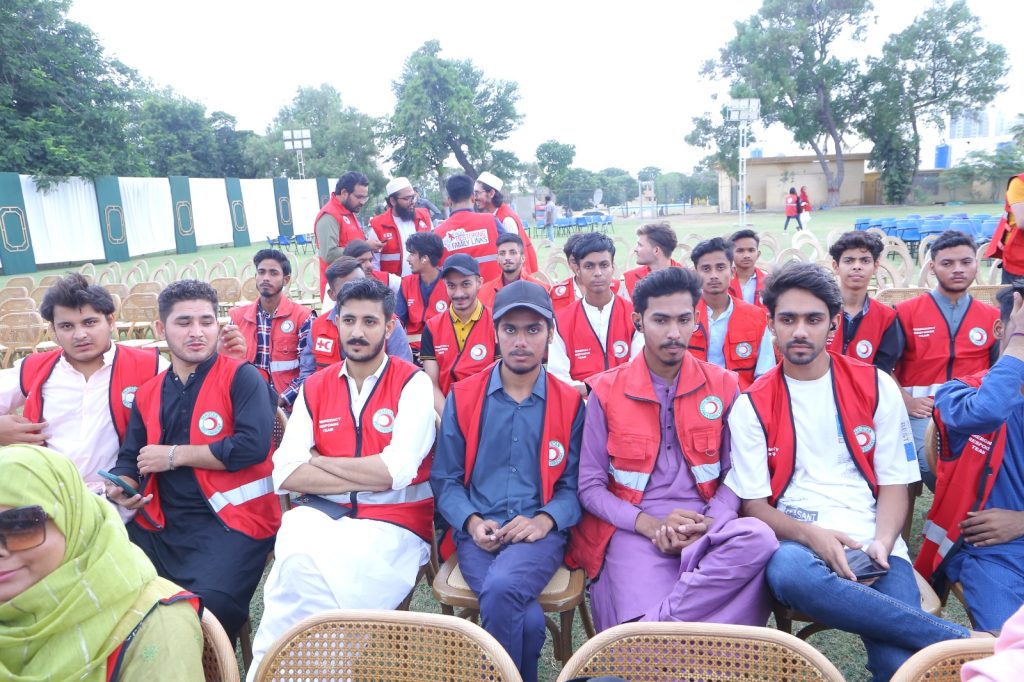 Pakistan Red Crescent Sindh Branch team at Governor’s House during Maarka-e-Haq celebrations