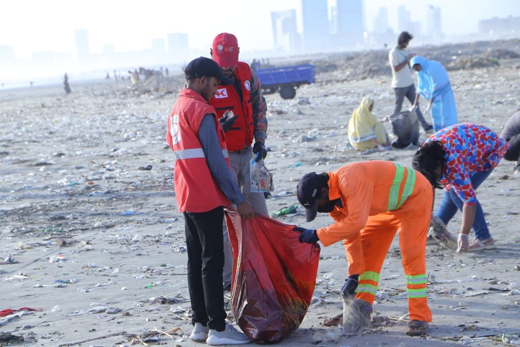 PRCS Sindh environmental awareness campaign at Sea View
