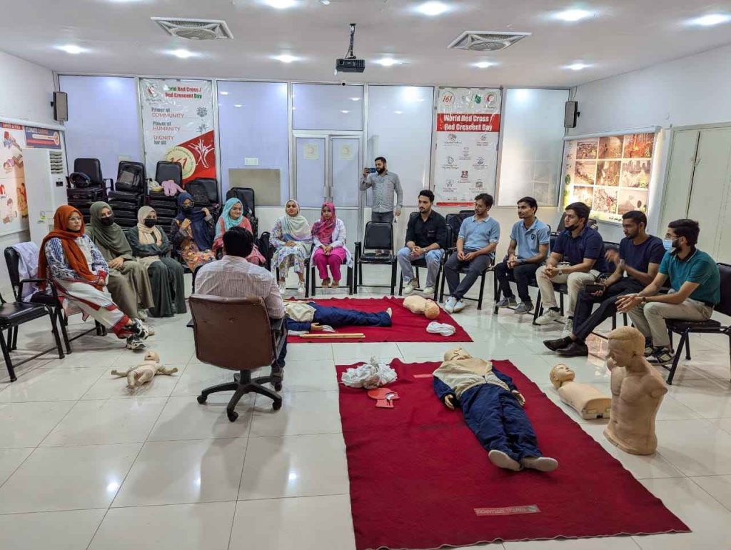 Pakistan Red Crescent First Aid Training Session for Young Doctors in Karachi