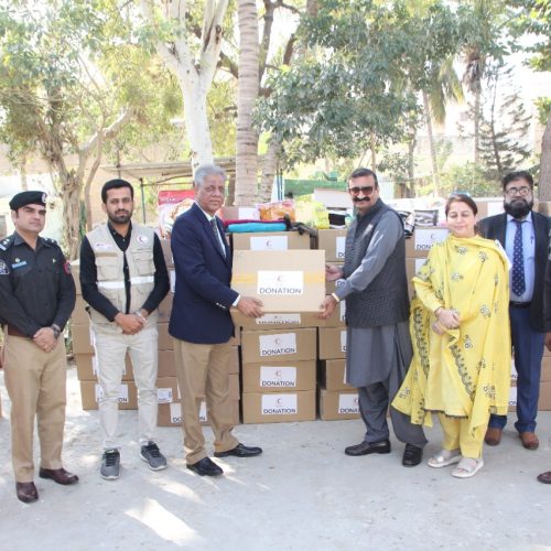 The PRCS and ICRC jointly distributed personal hygiene packages to inmates at the jail