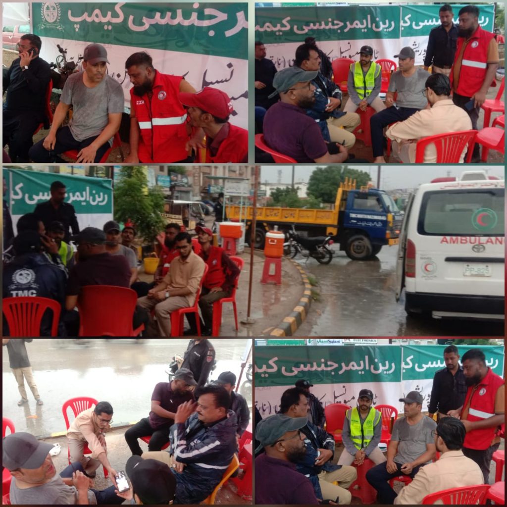 Pakistan Red Crescent Sindh volunteers supporting affected people in urban flooding