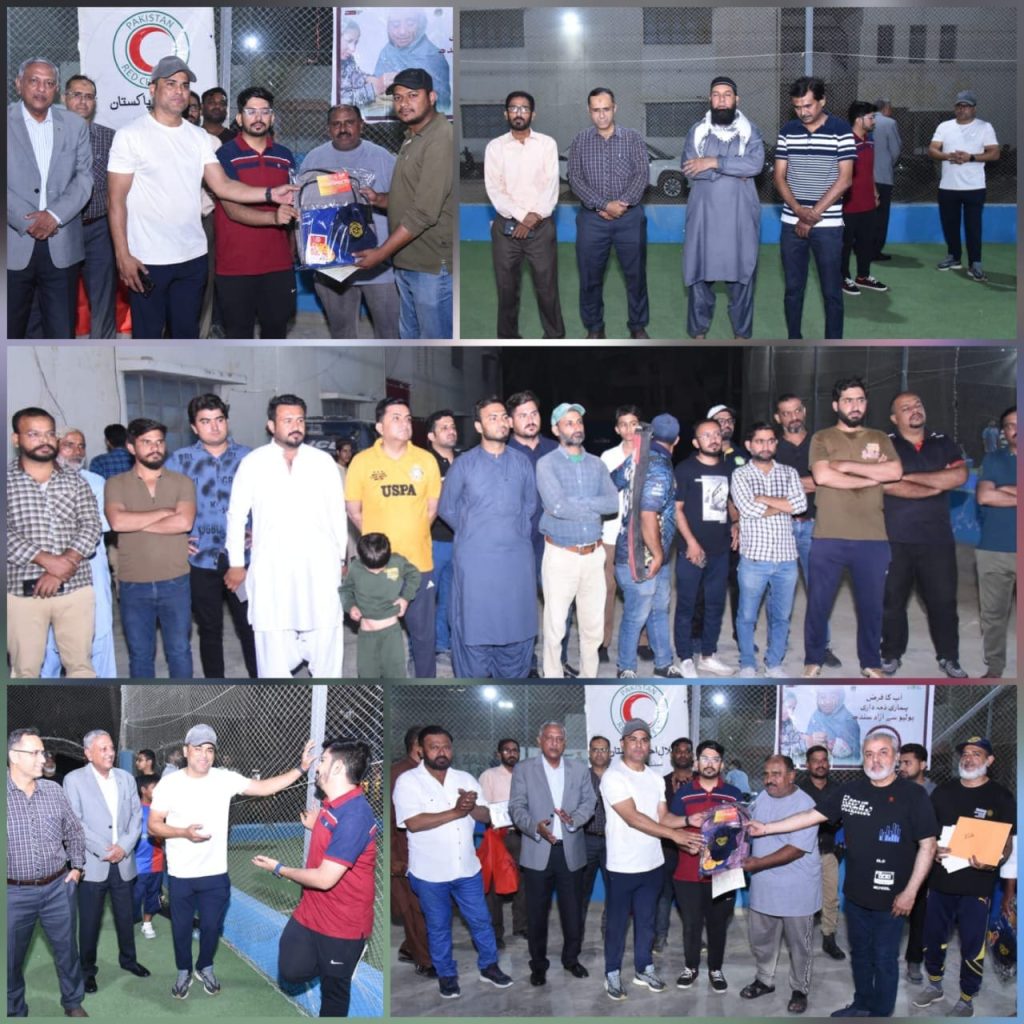 Polio workers receiving certificates after cricket match in North Nazimabad