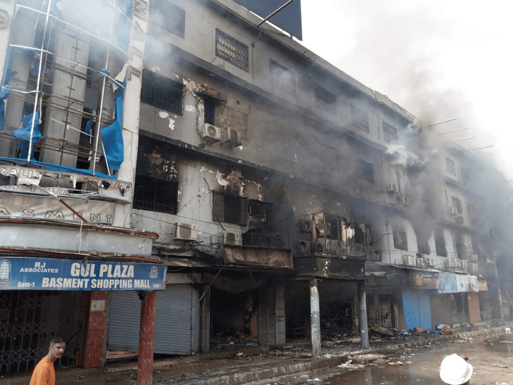 PRCS Sindh Emergency Response at Gul Plaza Karachi Fire